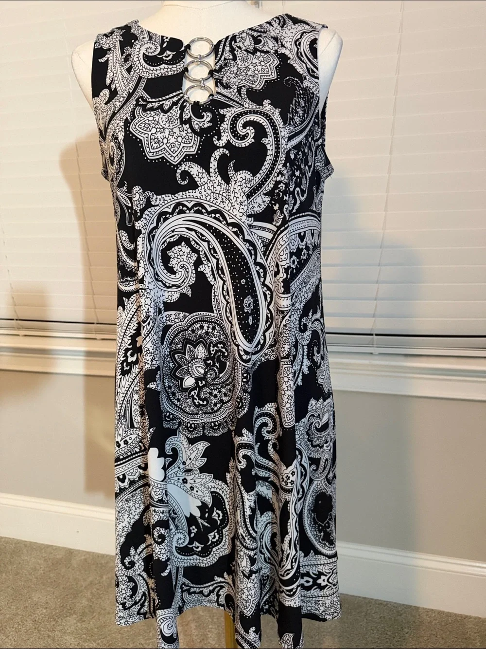 MSK Black & White Paisley Midi Dress with Ring-Detail - Picture 1 of 3
